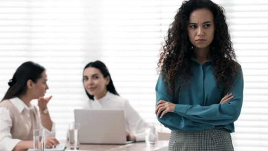 همکار شما دوست شما نیست